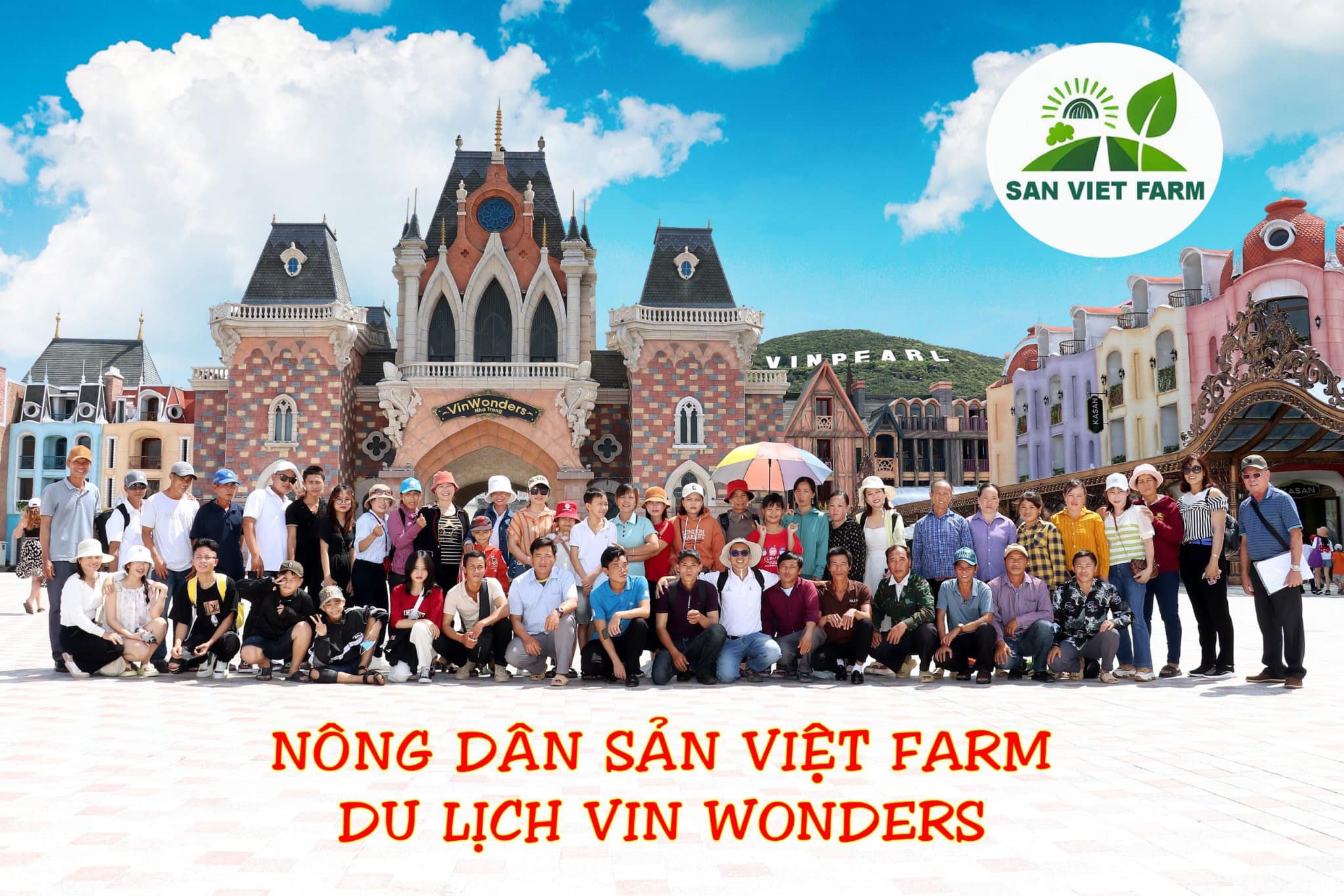 Cán bộ và nhân viên Sản Việt Farm du lịch Vinwonders